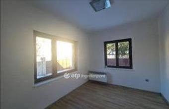 Eladó Pápai családi ház hirdetés (56397465)