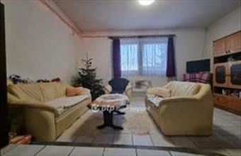 Eladó Pápai családi ház hirdetés (48686549)