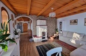 Eladó Bakonyjákói családi ház hirdetés (24164264)