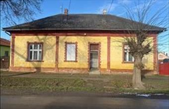 Eladó Jászladányi családi ház hirdetés (85123737)