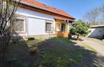 Eladó Kecskeméti családi ház hirdetés (97337297)