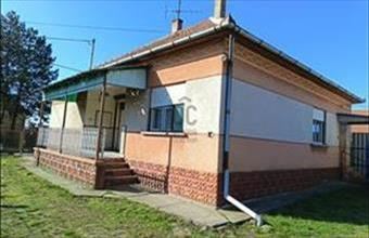 Eladó Törteli családi ház hirdetés (22274634)