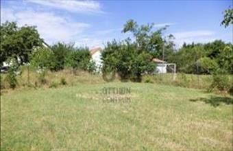 Eladó Gyúrói lakóövezeti telek hirdetés (88473127)