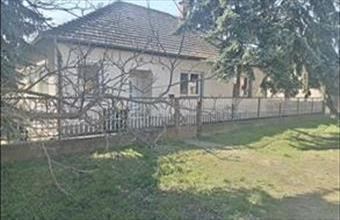 Eladó Pusztavacsi családi ház hirdetés (42722244)