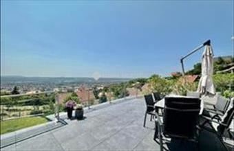 Eladó Pécsi családi ház hirdetés (59927814)