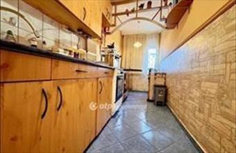 Eladó Egeri panel lakás hirdetés (34779734)