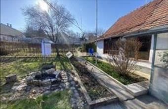 Eladó Péceli családi ház hirdetés (63443742)