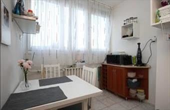 Eladó Váci panel lakás hirdetés (76439323)