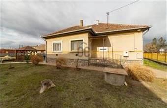 Eladó Nagykátai családi ház hirdetés (35549463)