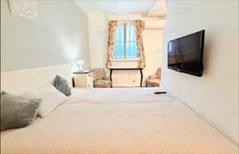 Kiadó Budapest VI. kerületi tégla lakás hirdetés (37137397)