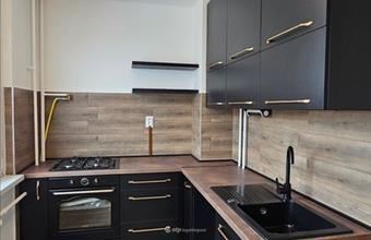 Eladó Szentesi panel lakás hirdetés (37732373)