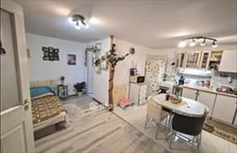 Eladó Tárnoki házrész hirdetés (32993575)