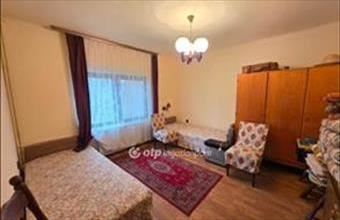 Eladó Velencei családi ház hirdetés (93796128)