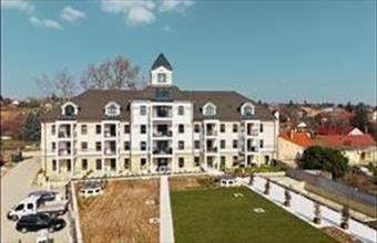 Eladó Balatonkenesei tégla lakás hirdetés (35829343)