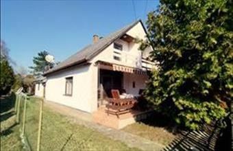 Eladó Balatonmáriafürdői üdülő hirdetés (99589592)