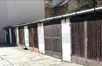 Eladó Szegedi egyedi garázs hirdetés (72226374)