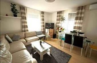 Eladó Debreceni ikerház hirdetés (97676646)