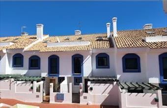 Eladó Spanyolországi sorház hirdetés (86312993)