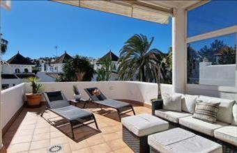 Eladó Spanyolországi sorház hirdetés (72833293)