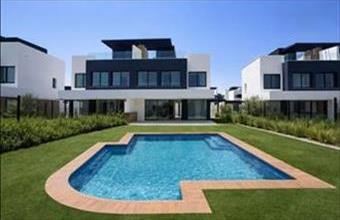 Eladó Spanyolországi sorház hirdetés (77898698)