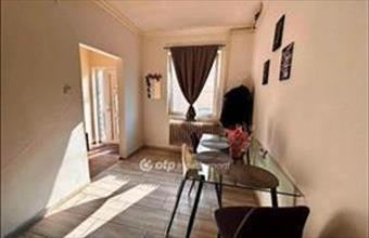 Eladó Tassi családi ház hirdetés (78755494)