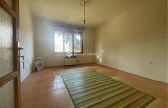 Eladó Tápiósági családi ház hirdetés (82657372)