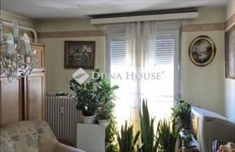 Eladó Pécsi panel lakás hirdetés (92779742)