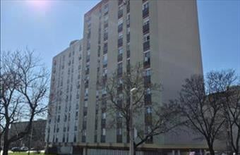 Eladó Pécsi panel lakás hirdetés (47178538)