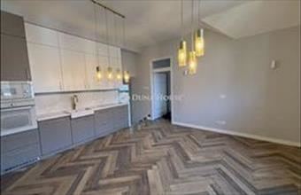 Eladó Kecskeméti tégla lakás hirdetés (53653626)