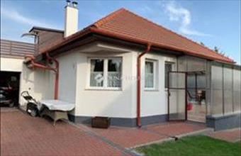 Eladó Balatonkenesei családi ház hirdetés (47578323)