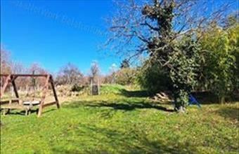 Eladó Kővágóörsi lakóövezeti telek hirdetés (92455943)