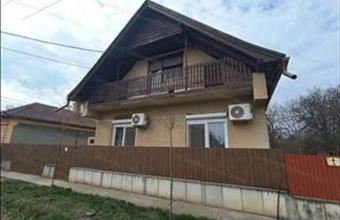 Eladó Törökszentmiklósi családi ház hirdetés (17646874)