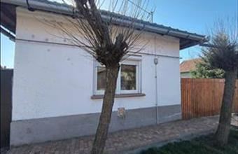 Eladó Törökszentmiklósi családi ház hirdetés (51437369)