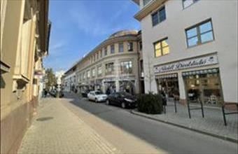 Kiadó Székesfehérvári iroda irodaházban hirdetés (67385234)