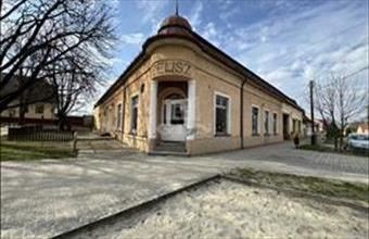 Eladó Nagybaracskai egyéb üzlethelyiség hirdetés (99384773)