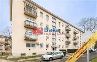 Eladó Váci tégla lakás hirdetés (82482642)