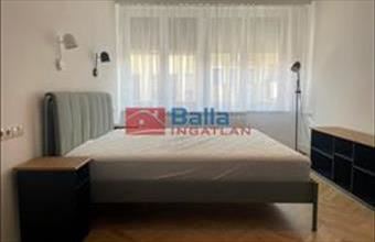 Kiadó Váci tégla lakás hirdetés (42395332)