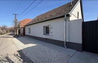 Eladó Kiskunfélegyházai családi ház hirdetés (45486634)