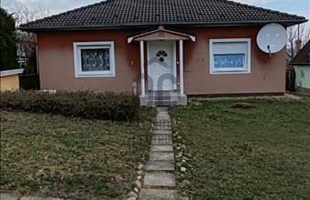 Eladó Tabi családi ház hirdetés (23599917)