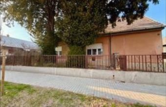 Eladó Zamárdi családi ház hirdetés (64946537)