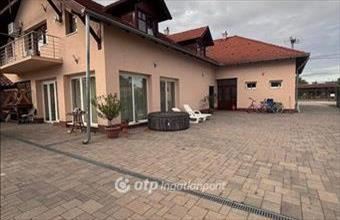 Eladó Baksi családi ház hirdetés (44533533)