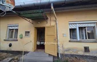 Eladó Mezőhegyesi tégla lakás hirdetés (84379126)