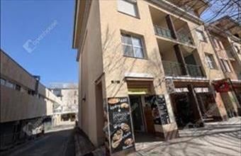 Eladó Hévízi üzlethelyiség utcafronton hirdetés (62827334)