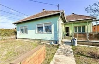 Eladó Tököli családi ház hirdetés (31492957)