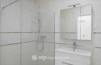 Eladó Balatonkenesei tégla lakás hirdetés (94722257)