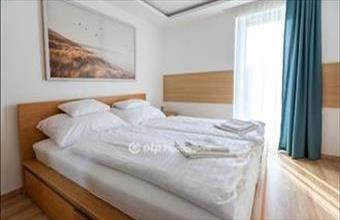 Eladó Balatonkenesei tégla lakás hirdetés (53645453)