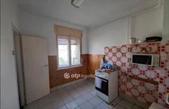 Eladó Egeri ikerház hirdetés (86573342)