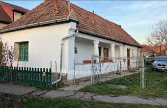 Eladó Novaji családi ház hirdetés (36641486)