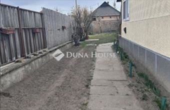 Eladó Bajai családi ház hirdetés (35793532)
