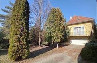 Eladó Budakeszi családi ház hirdetés (32546457)